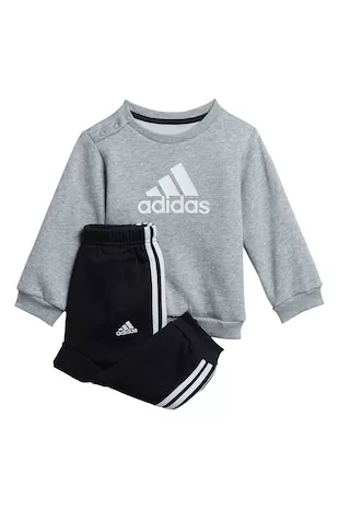 adidas Sportswear - Set de bluza sport cu pantaloni sport cu imprimeu logo pentr...